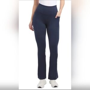 JOCKEY YOGA PANTS STUDIO FLARE PANTS WITH POCKETS COLOR NEO NAVY SIZE SMALL